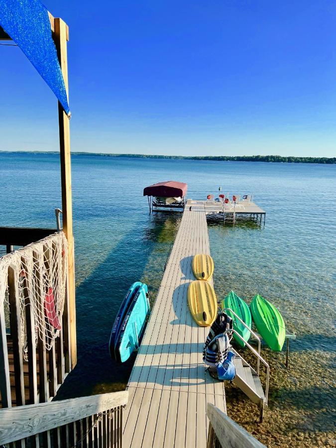 The Torch Lake Bed And Breakfast Central Lake Exterior photo