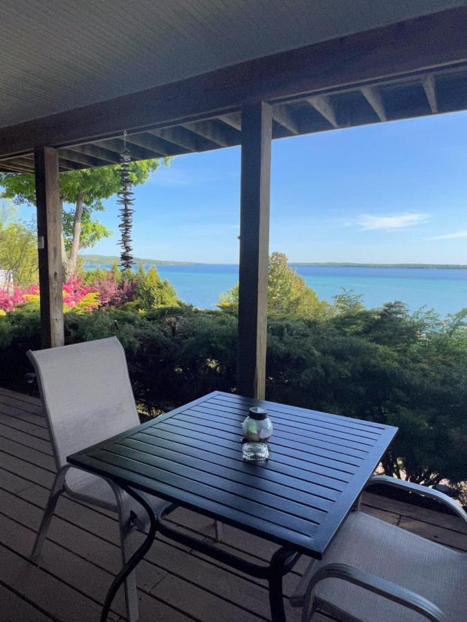 The Torch Lake Bed And Breakfast Central Lake Exterior photo