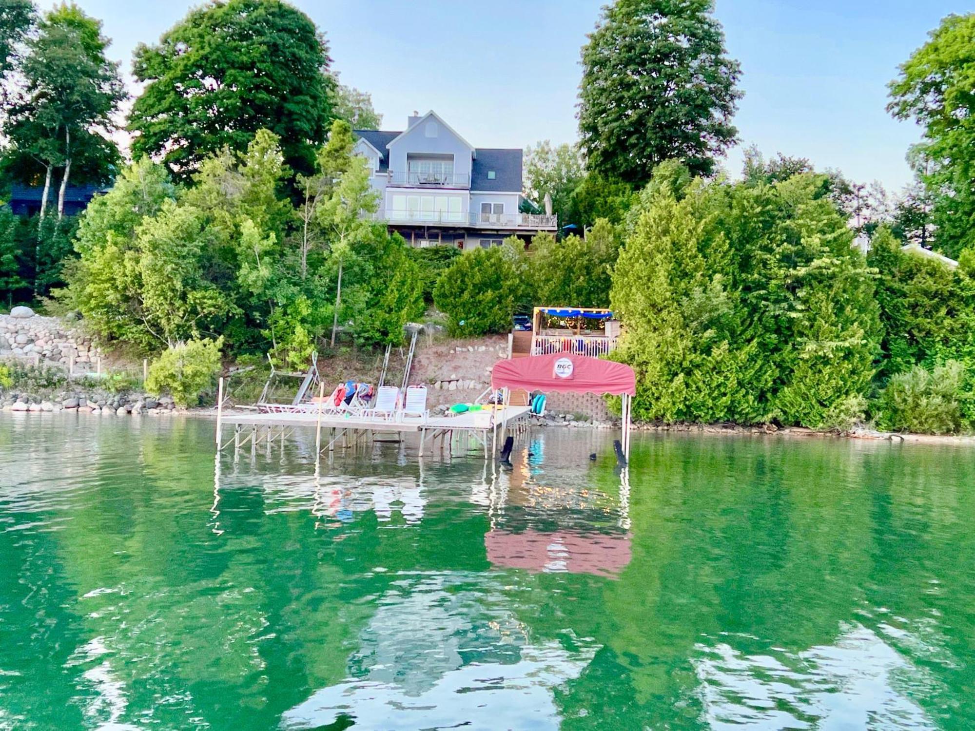 The Torch Lake Bed And Breakfast Central Lake Exterior photo