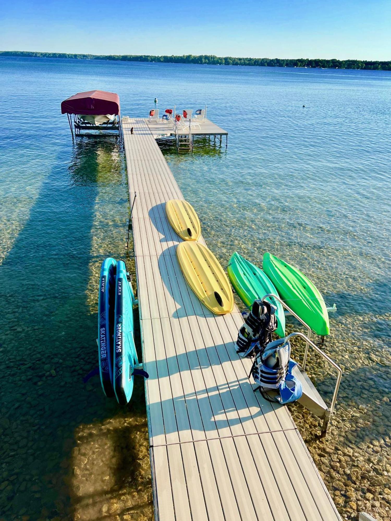 The Torch Lake Bed And Breakfast Central Lake Exterior photo