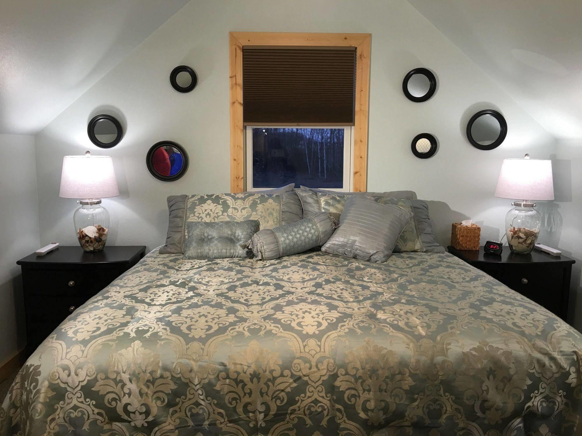 The Torch Lake Bed And Breakfast Central Lake Exterior photo