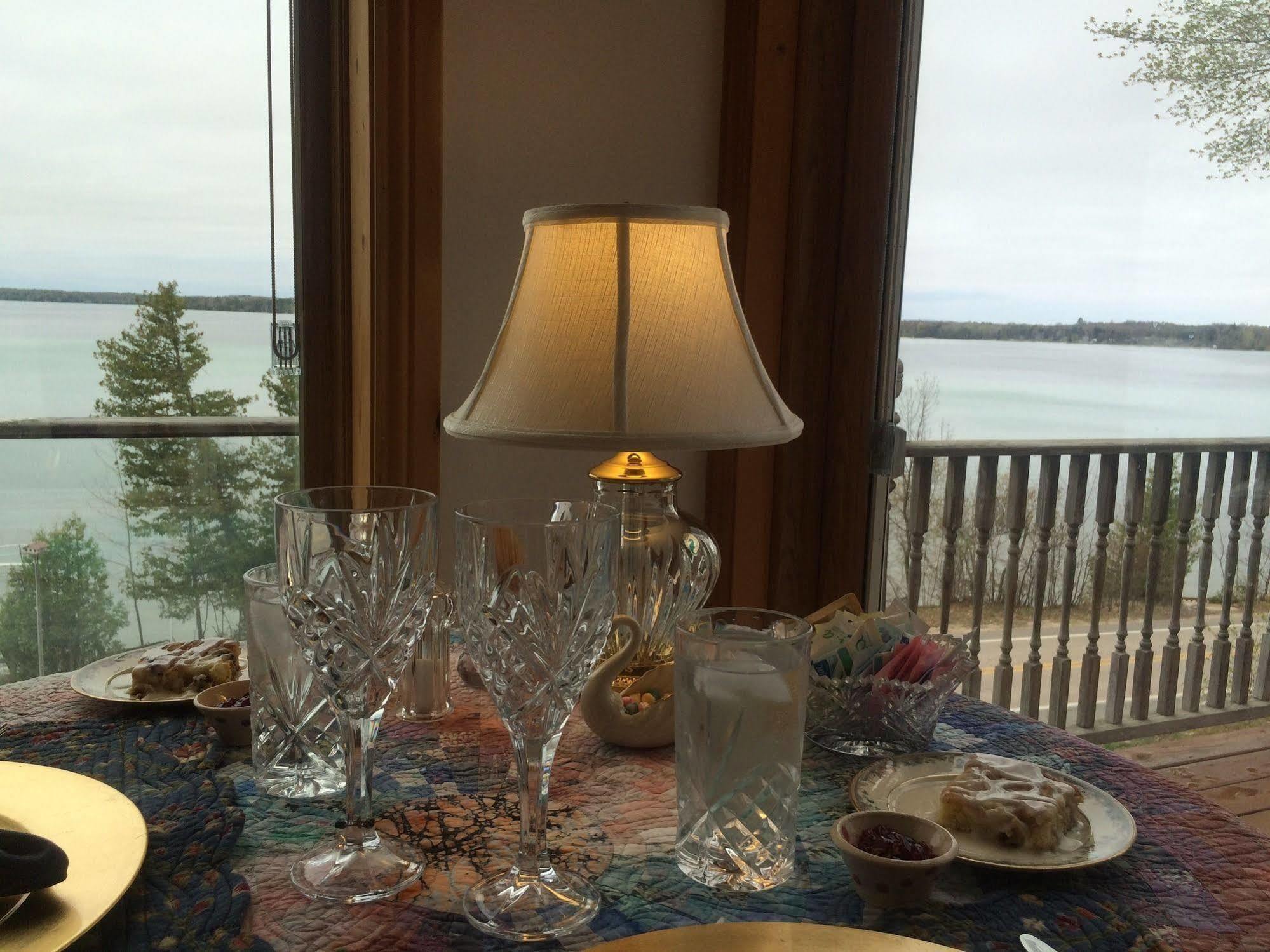The Torch Lake Bed And Breakfast Central Lake Exterior photo
